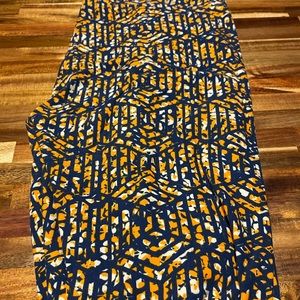 Lularoe TC Tall & Curvy Leggings